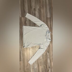 Under Armour Men's Light Gray Long Sleeve Tee